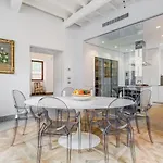 Bmga L Luxury Home With Patio In Trastevere
