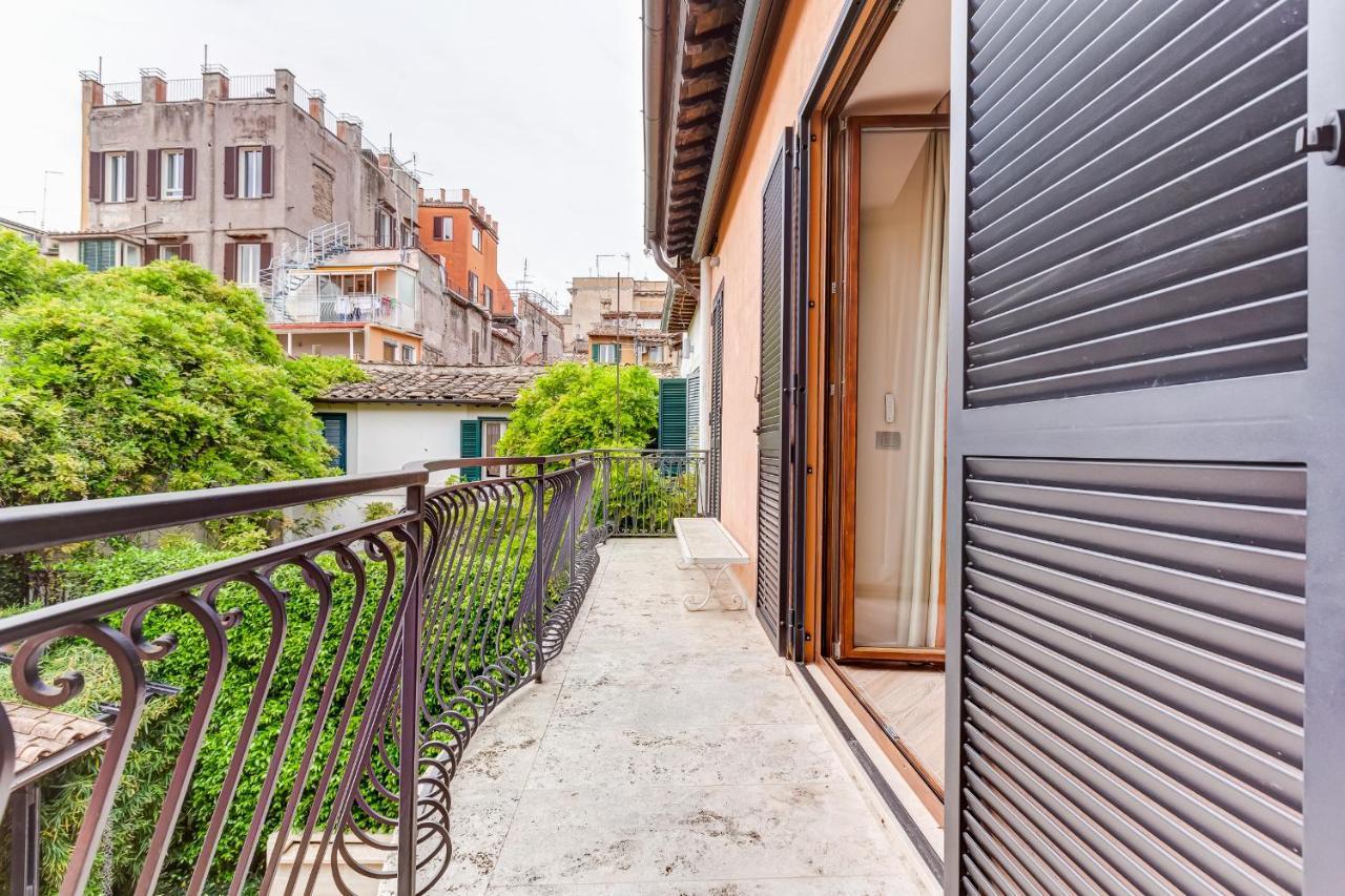 Bmga L Luxury With Patio In Trastevere Holiday home
